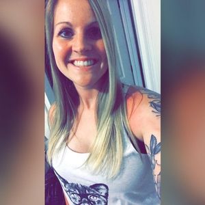 Meet your Posher, Abby